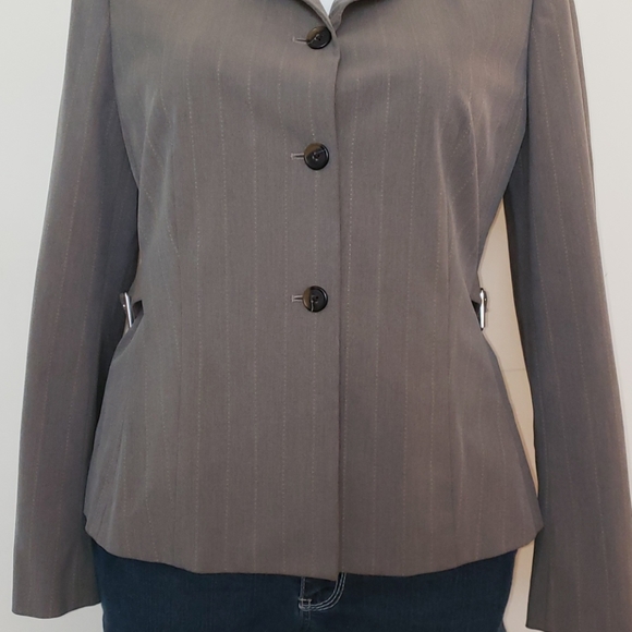 Michael Kors Grey Blazer - Picture 4 of 14